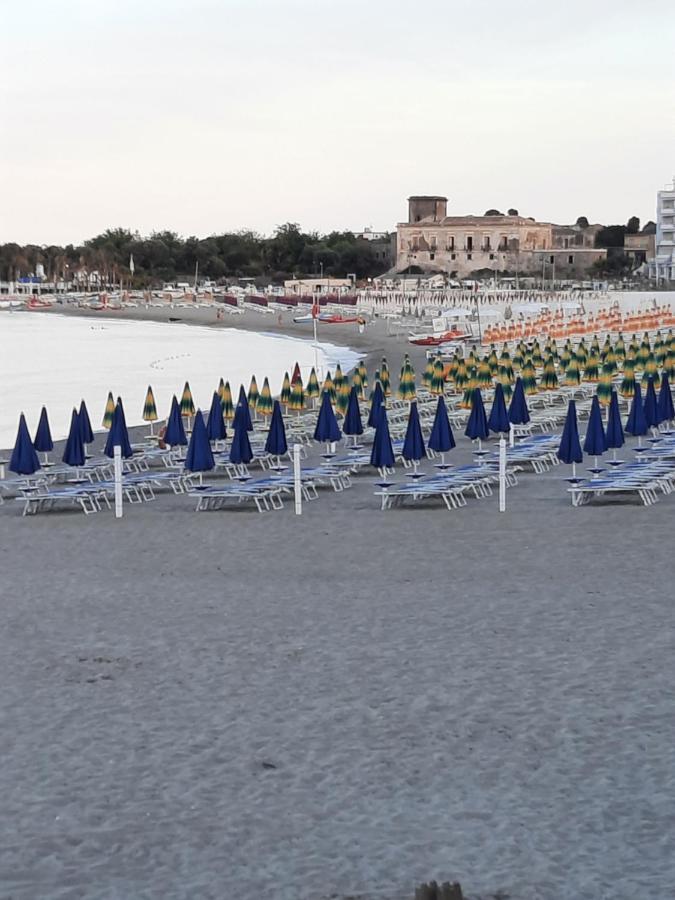 Taorbay Bed & Breakfast Giardini Naxos Bagian luar foto